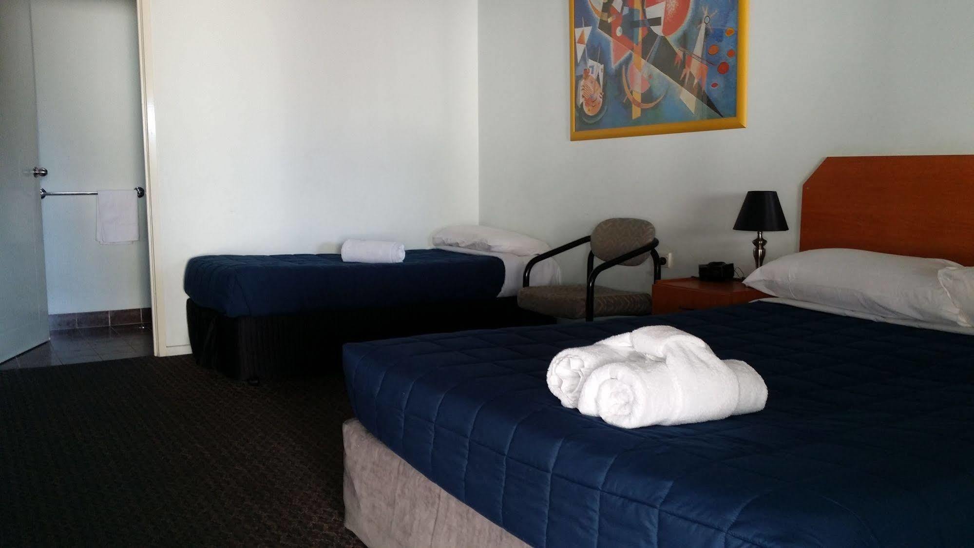 Harbour City Motel Gladstone Esterno foto